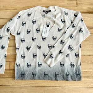 New 360 Cashmere Skull Cashmere Maleka Cashmere V neck Sweater